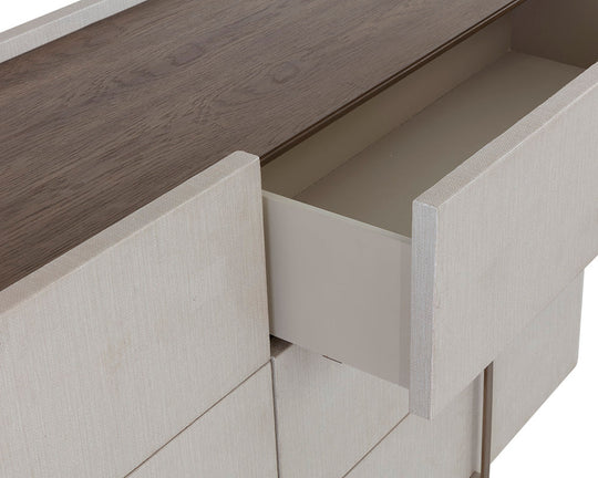 Zahara Dresser