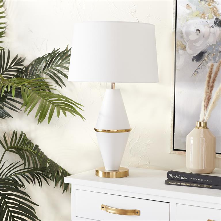 Diamond-Shaped Table Lamp with Drum Shade