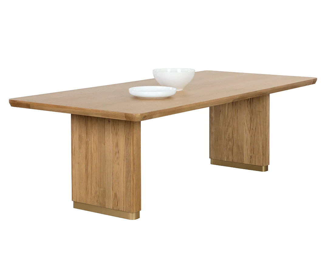 Byrinn Dining Table