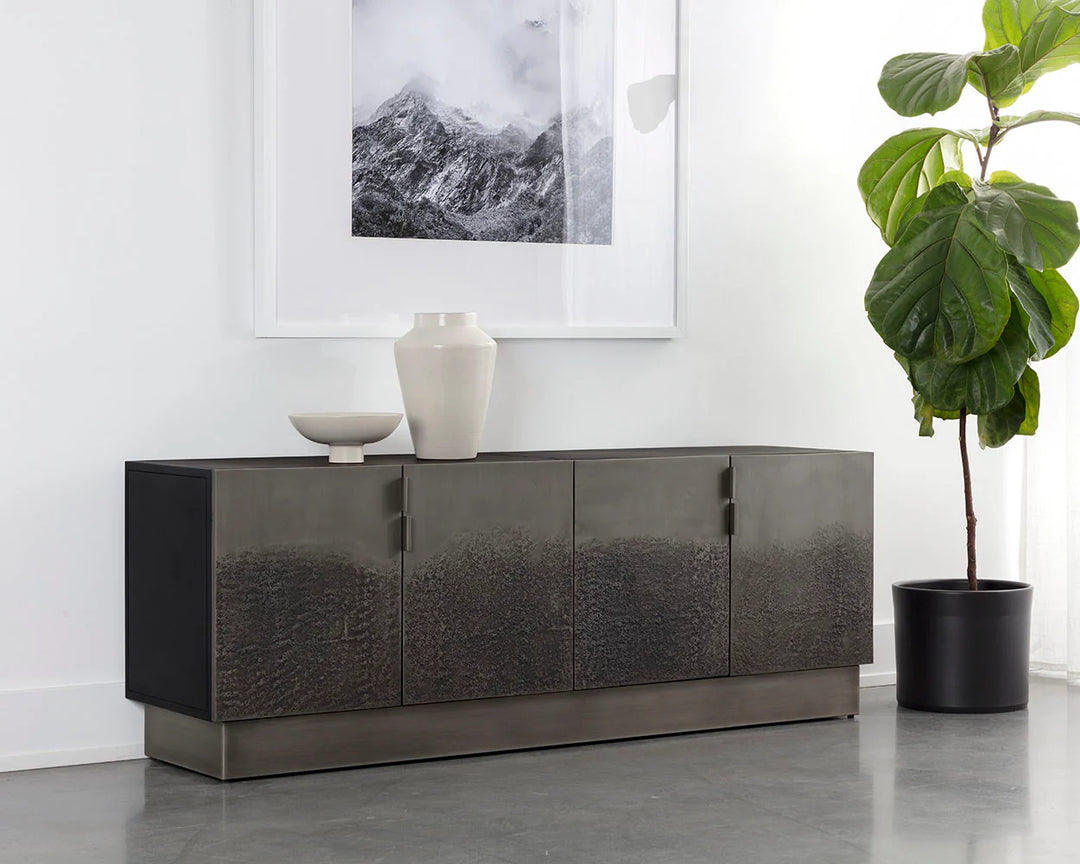 Diara Sideboard