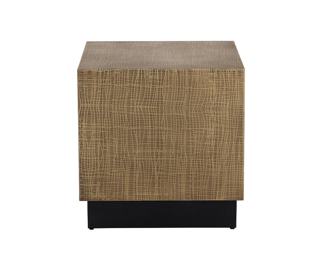 Geovana Side Table