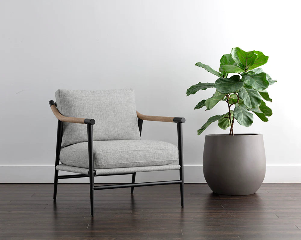 Heraan Armchair